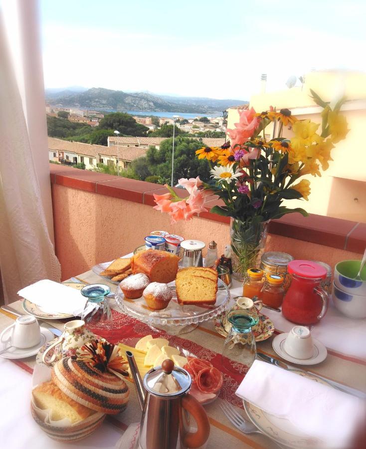 Bed and Breakfast The Roses Garden La Maddalena  Exterior foto